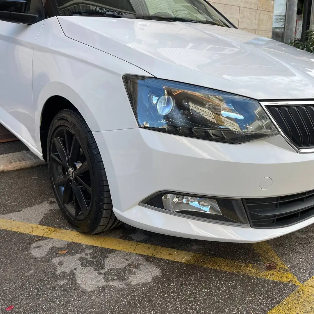 Skoda Fabia Fabia 1.4 tdi Twin Color Design Edition Nero 75cv Bianco - 2