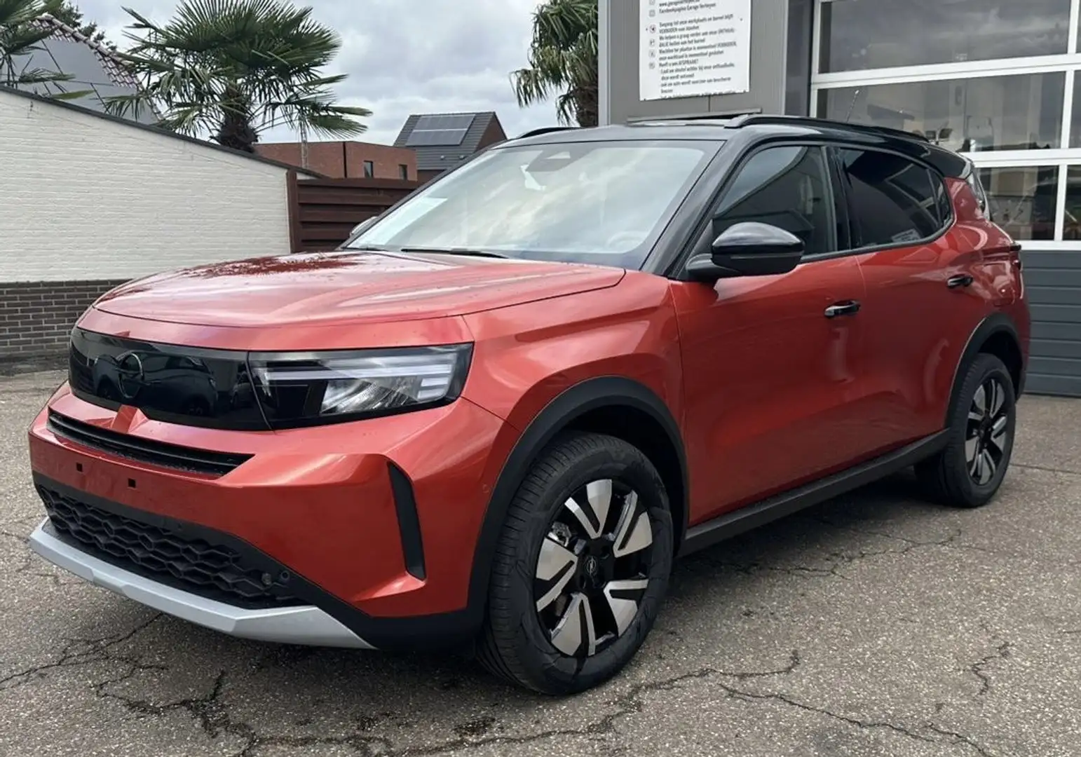 Opel Frontera GS Line +Black Pack Hybride +LedKoplampen+Camera+. Oranje - 2