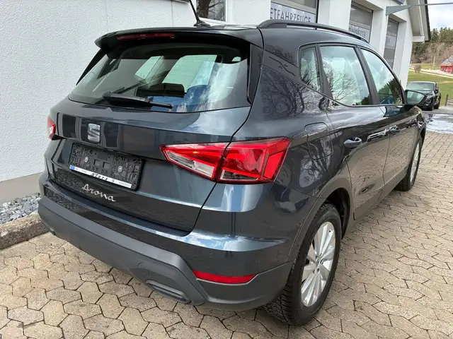 SEAT Arona view 5