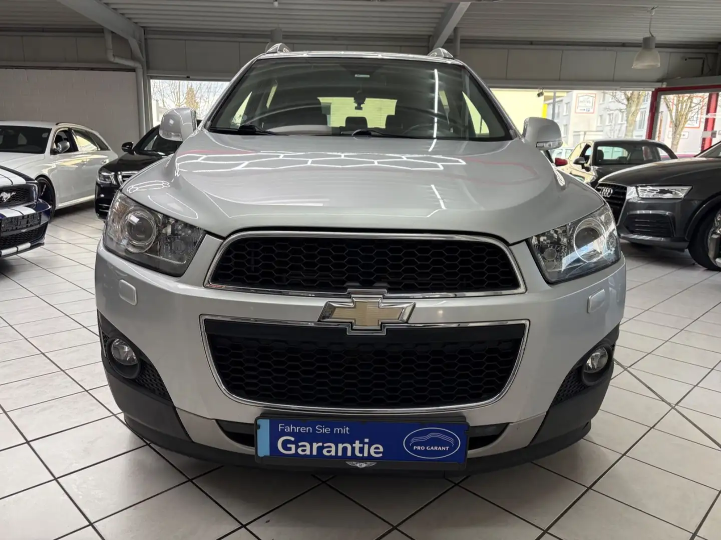 Chevrolet Captiva 2.2 D LT+ ALLRAD LEDER PDC 7 SITZER Silber - 2
