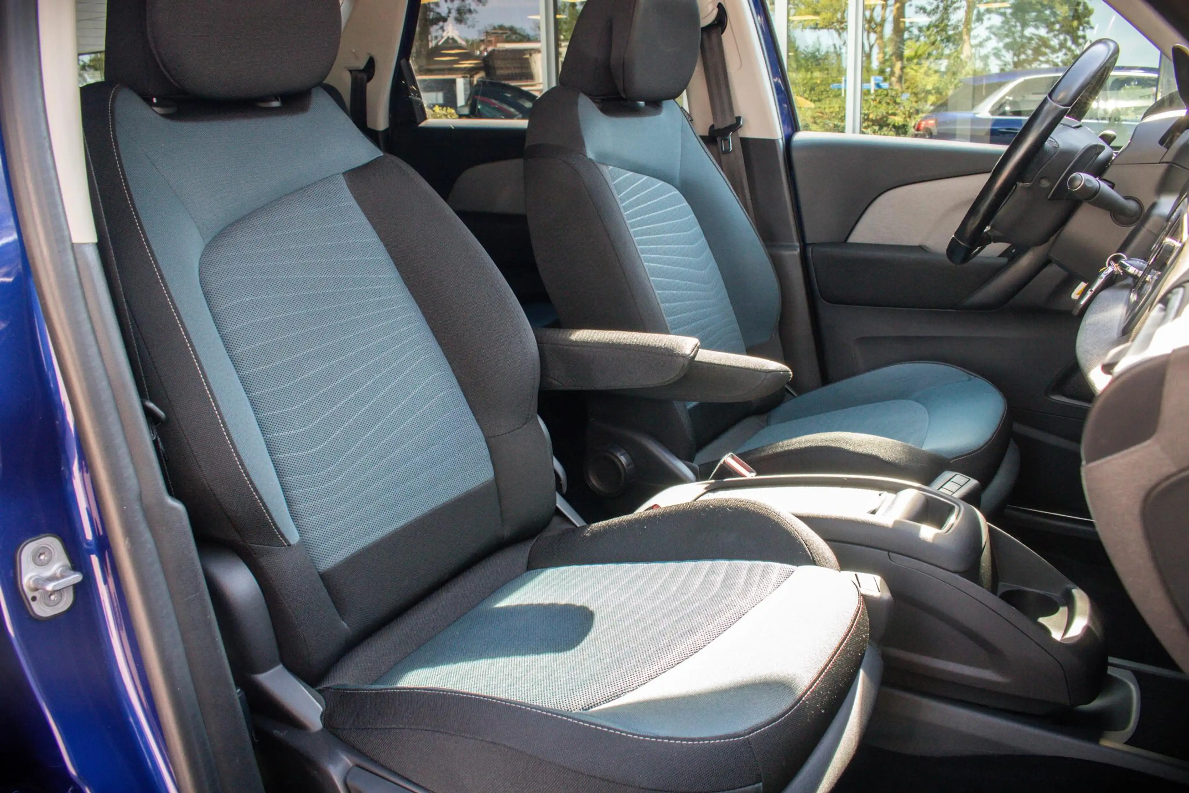 Citroen C4 Picasso 1.2 PureTech Feel 130 PK | Automaat | Rijklaar | D — photo 4