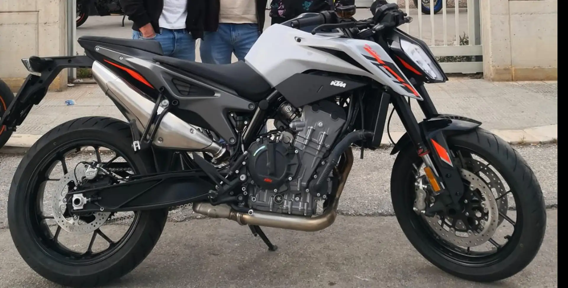 KTM 790 Duke - 1