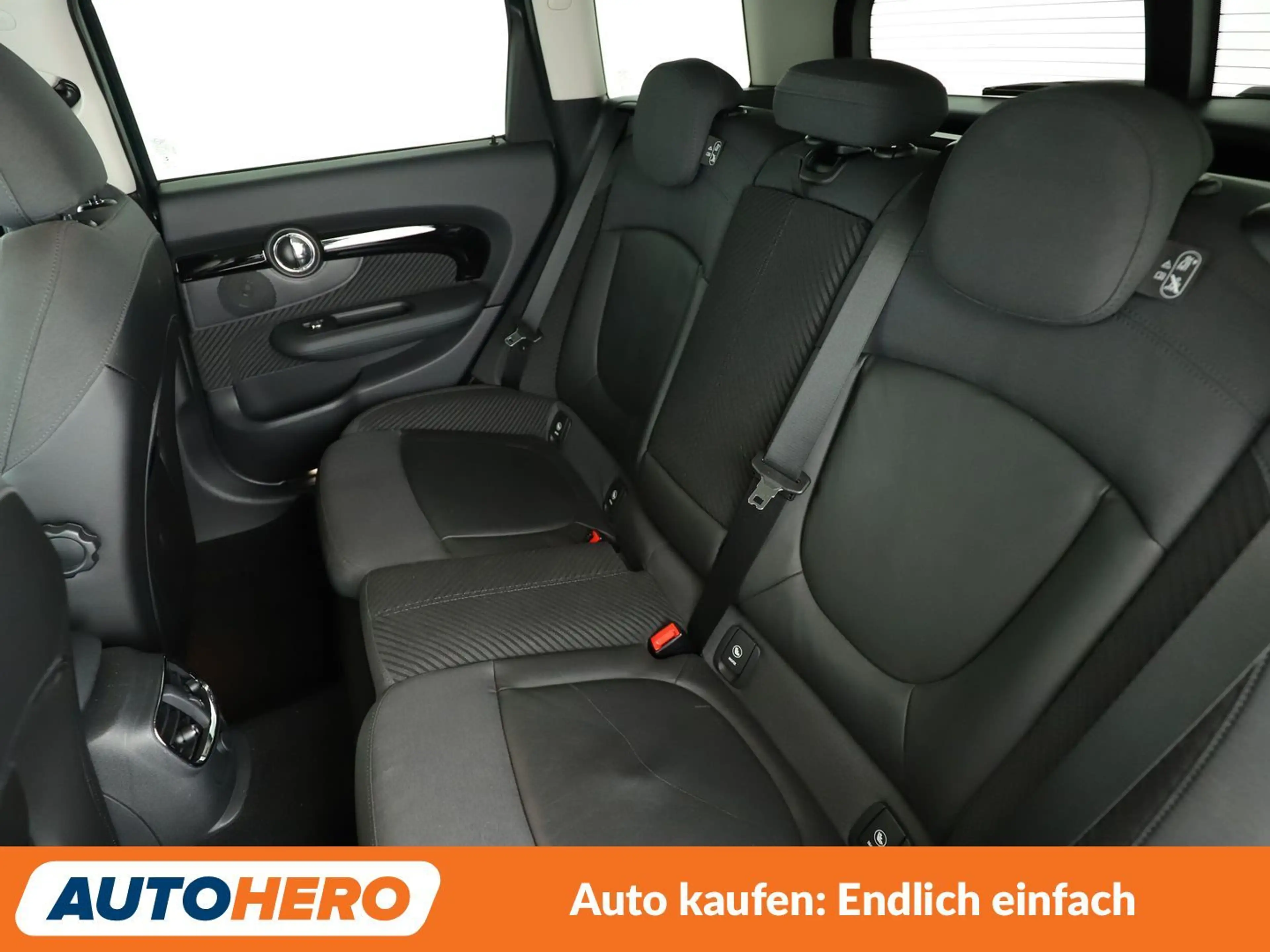 MINI Cooper Clubman Cooper Aut.*TEMPO*PDC*SHZ*LIM*PLA*KLIMA* — photo 14