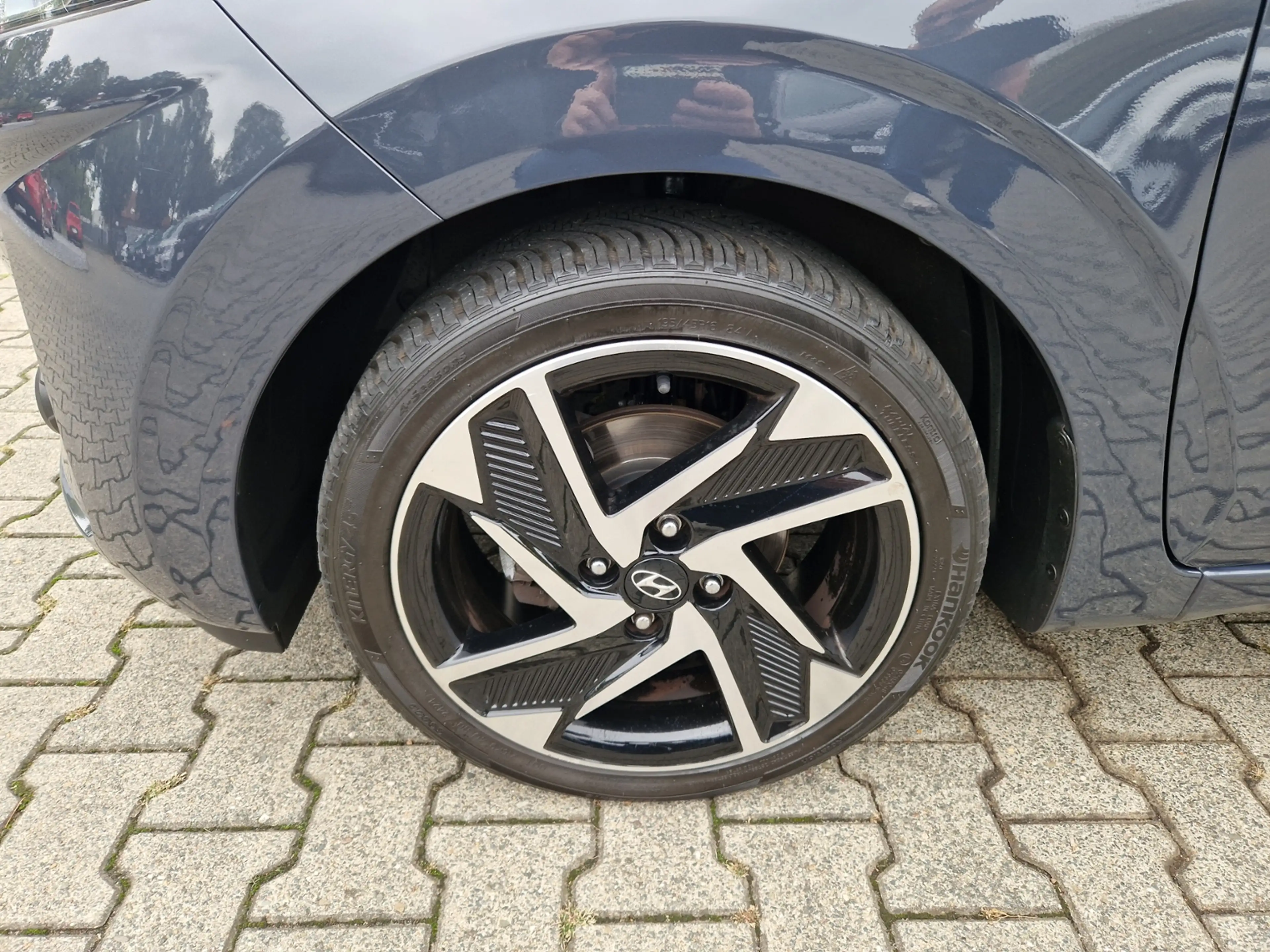 Hyundai i10 Edition 30+ 1.0*R-Kamera*Car play — photo 12