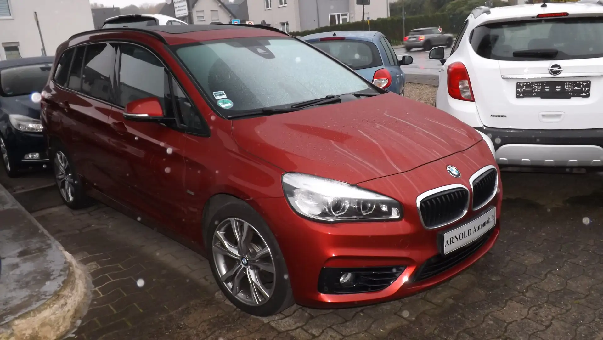 BMW 218 218 d Sport Line // DIESEL // Navi // AUTOMATIC // Rouge - 2