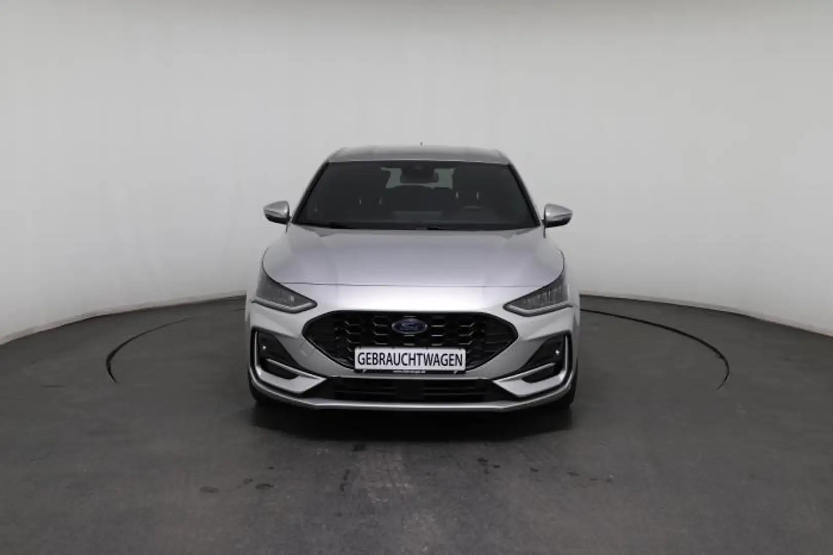 Ford Focus ST-Line (ST-Line) 1.0 EcoBoost 114kW (155 PS) 7... Silber - 2