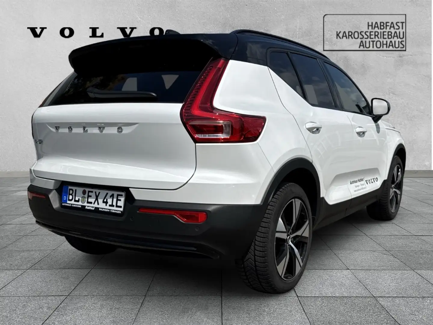 Volvo EX40 300 kW Twin Motor AWD Plus Dark StandHZG Digitales Alb - 2