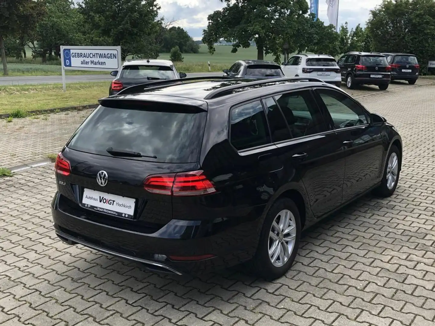 Volkswagen Golf Variant Comfortline 1.5 TSI AHK LED ACC DAB SIHZG Negro - 2