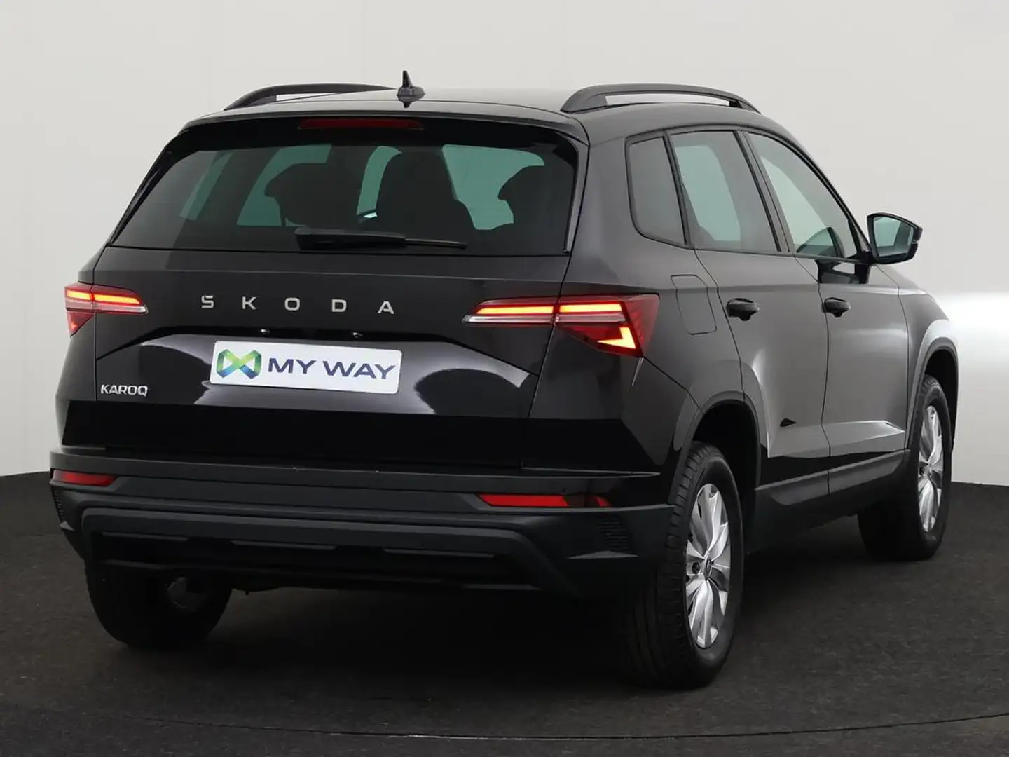 Skoda Karoq FAMILY 1.5 TSI 150 PK DSG-7 / Cruise Control / Cam Noir - 2