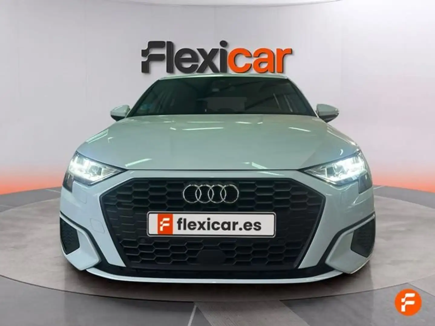 Audi A3 Sportback 30 TFSI 81kW (110CV) S tronic Blanco - 2