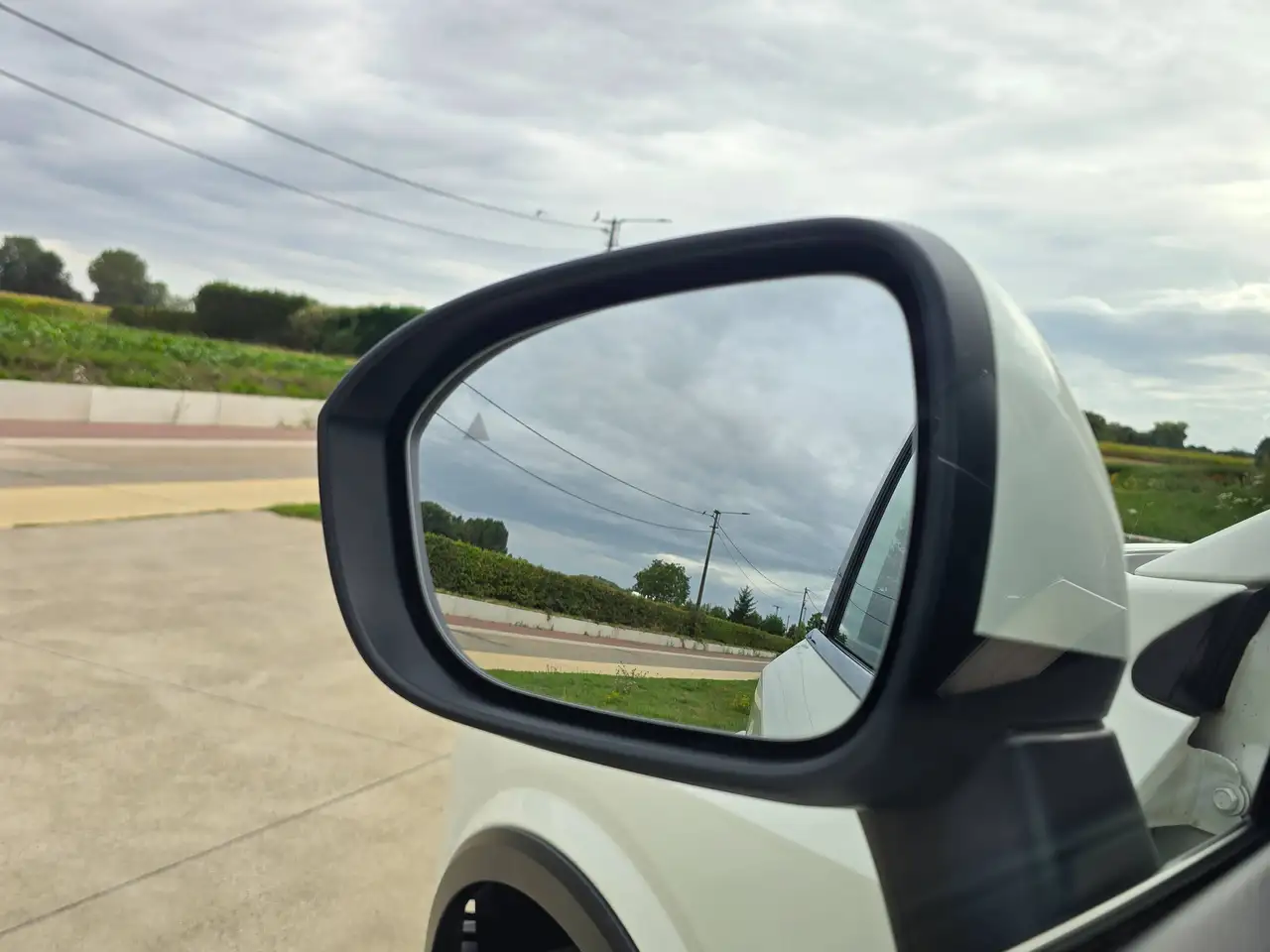 Nissan Qashqai 1.3 Hybride * Toit Pano Cam LED * GAR 12M, миниатюра 14