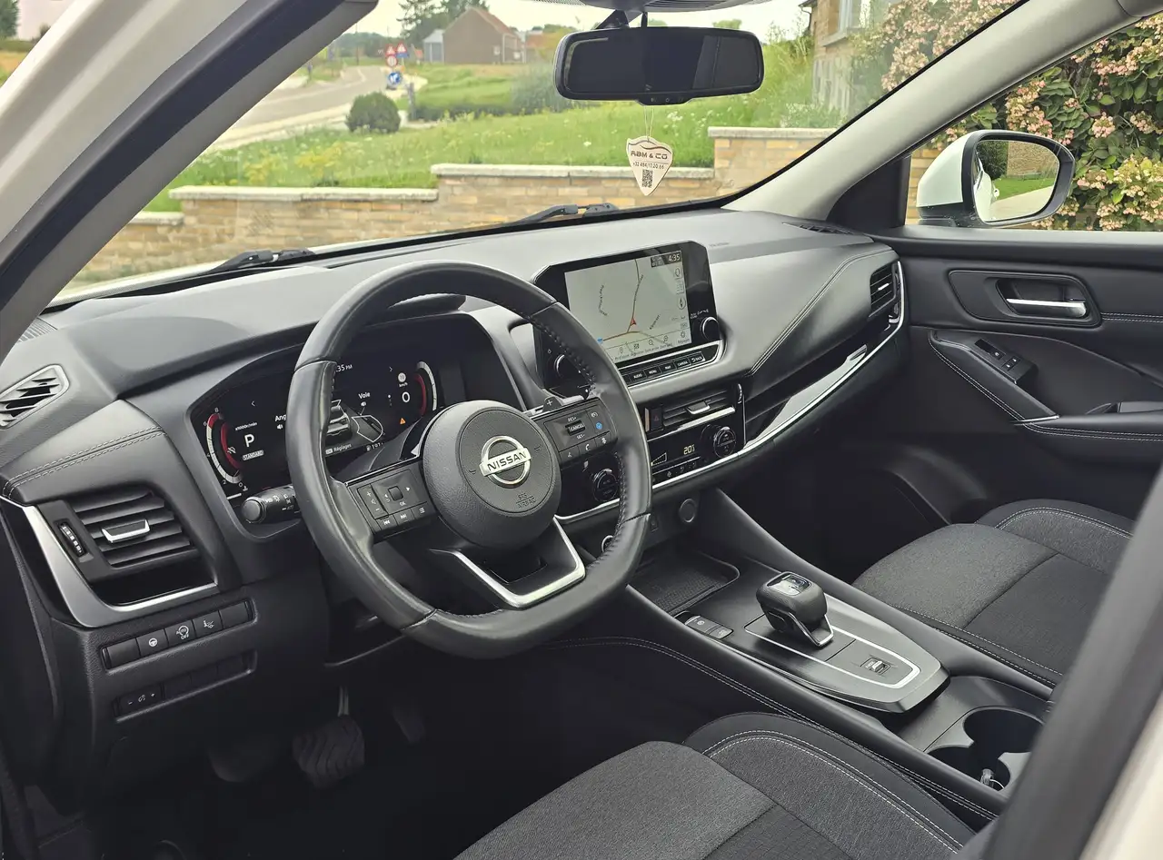 Nissan Qashqai 1.3 Hybride * Toit Pano Cam LED * GAR 12M, миниатюра 15