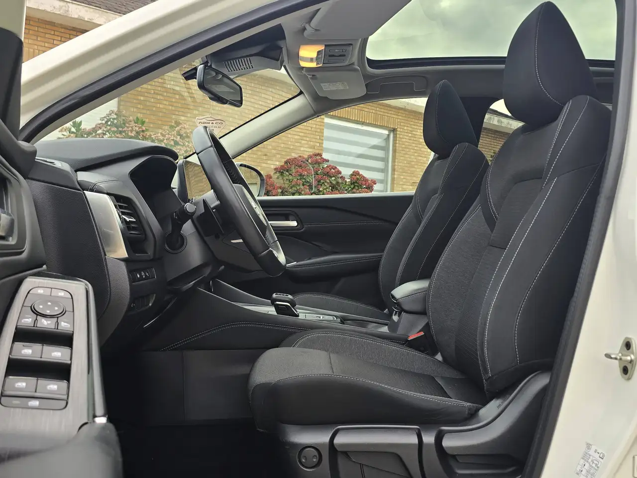 Nissan Qashqai 1.3 Hybride * Toit Pano Cam LED * GAR 12M, миниатюра 16