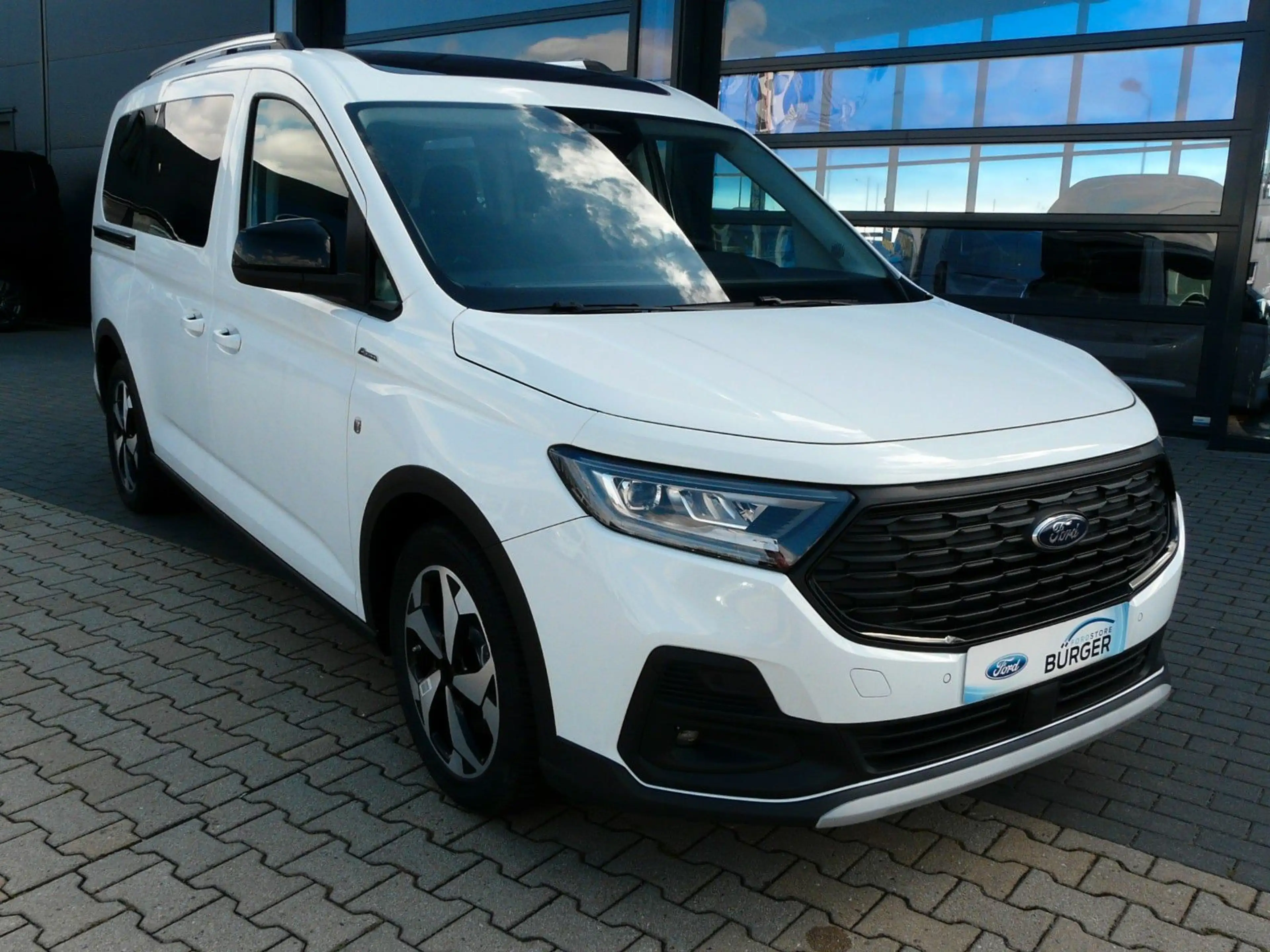 Ford Tourneo Connect Grand Tourneo Connect Active *AWD* — photo 7