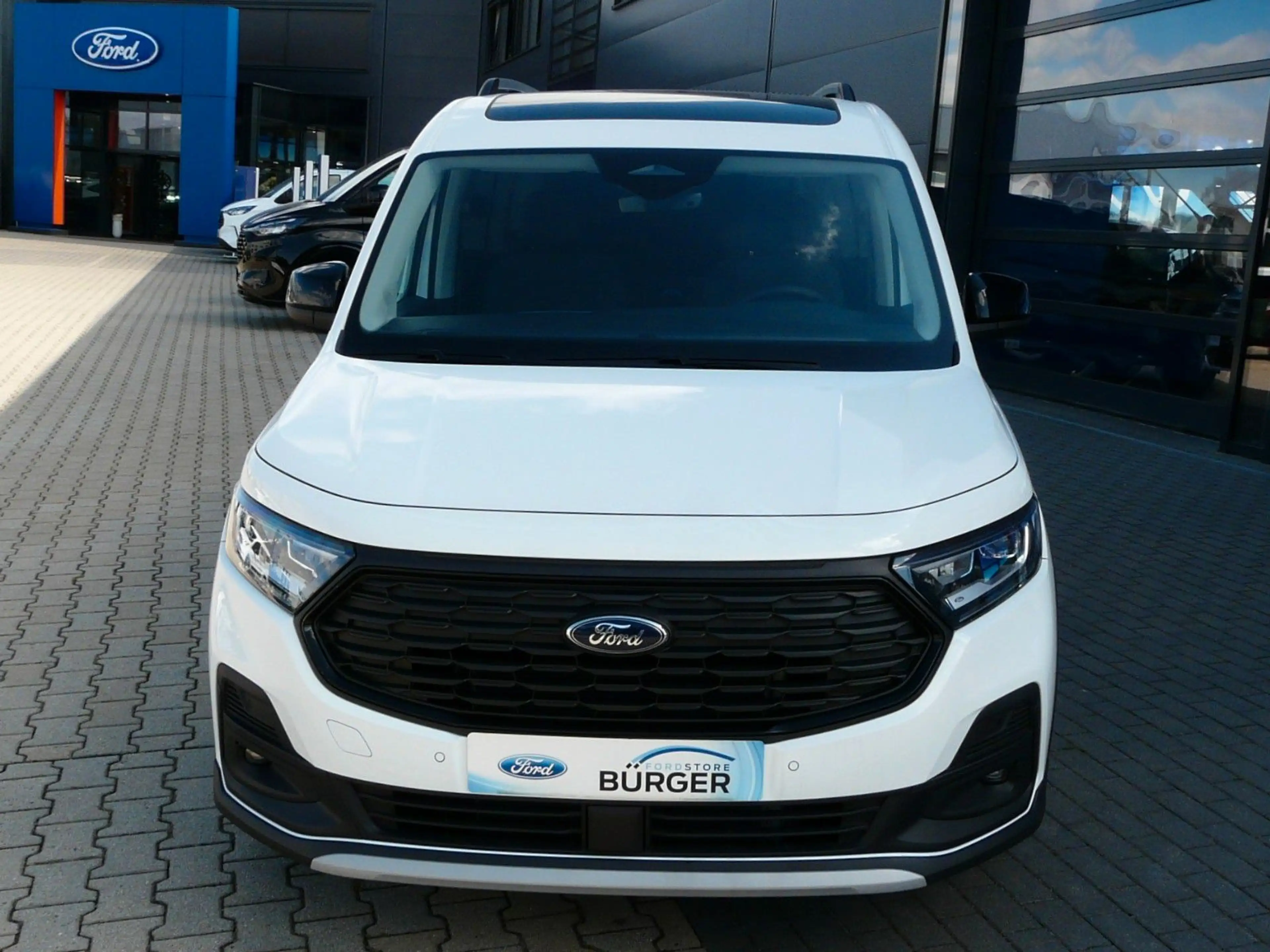 Ford Tourneo Connect Grand Tourneo Connect Active *AWD* — photo 8
