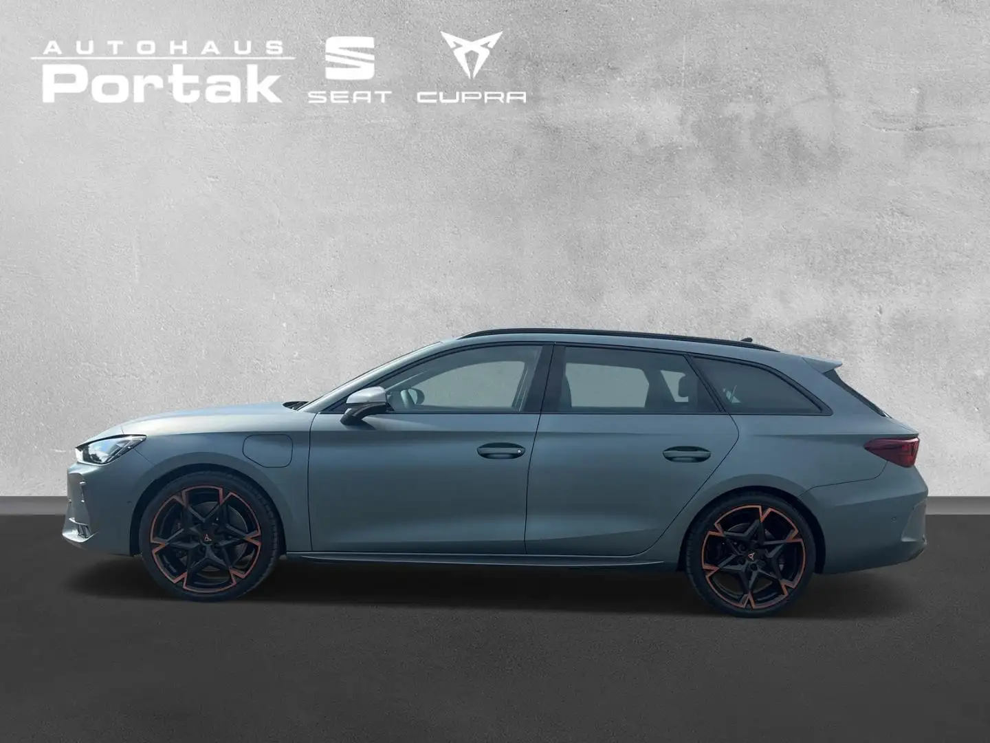 CUPRA Leon CUPRA Leon Sportstourer VZ 1.5 e-HYBRID 200 kW (27 Grau - 2