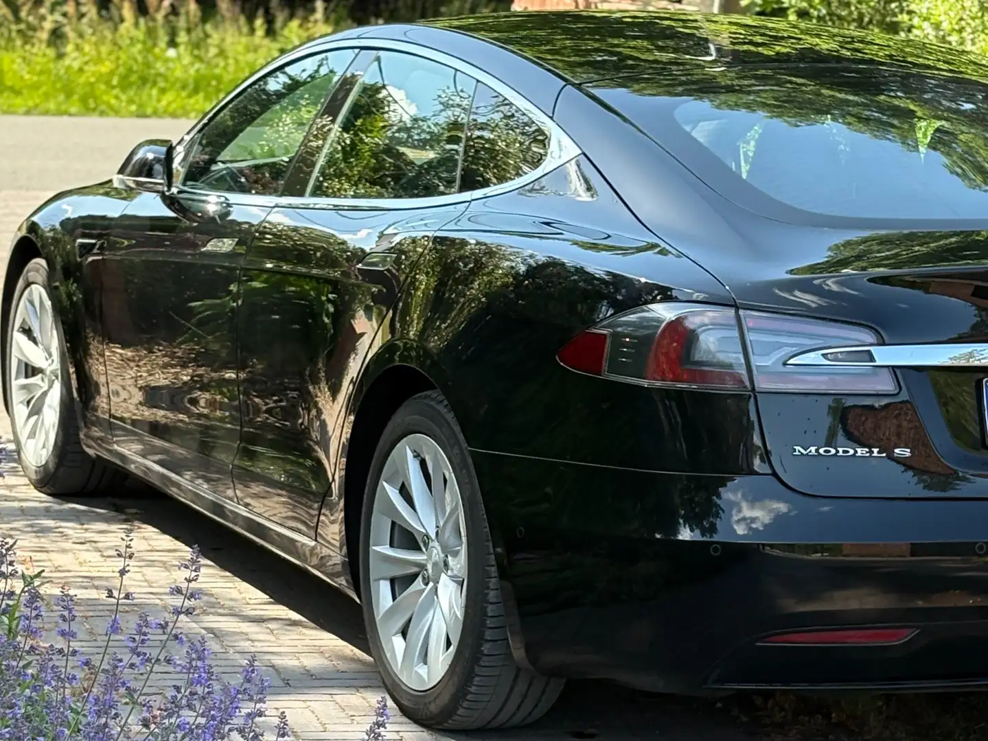 Tesla Model S Model S Zwart - 2