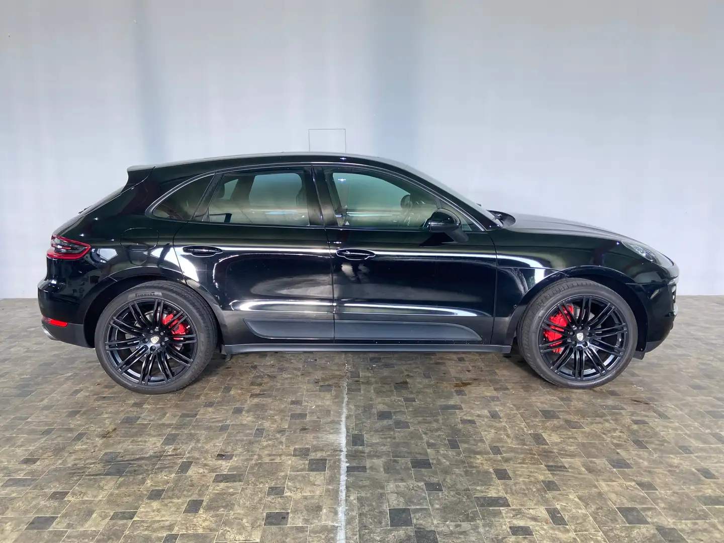 Porsche Macan 3,0 S Diesel, Pano, Luft, AHK, 21" Alu Schwarz - 1