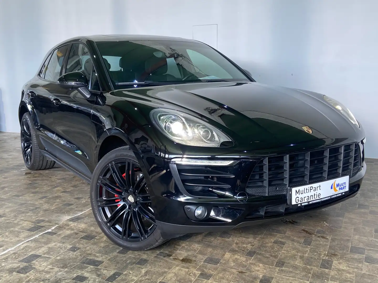 Porsche Macan 3,0 S Diesel, Pano, Luft, AHK, 21" Alu Schwarz - 2