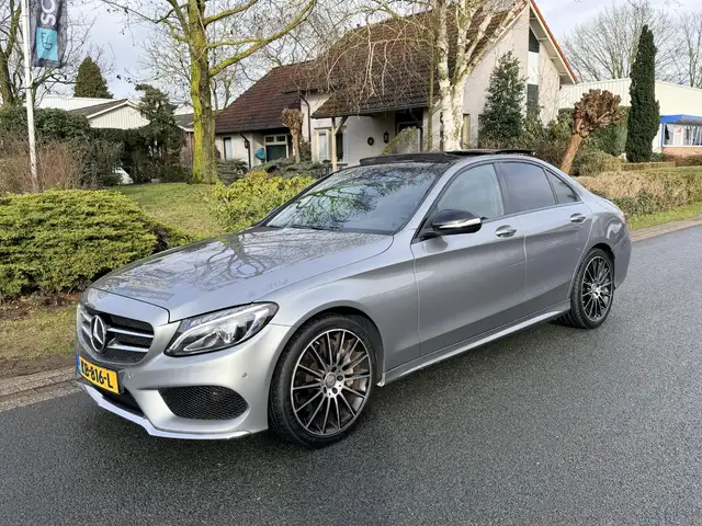 Mercedes-Benz C 250 AMG 211PK AUT•Pano•Leder