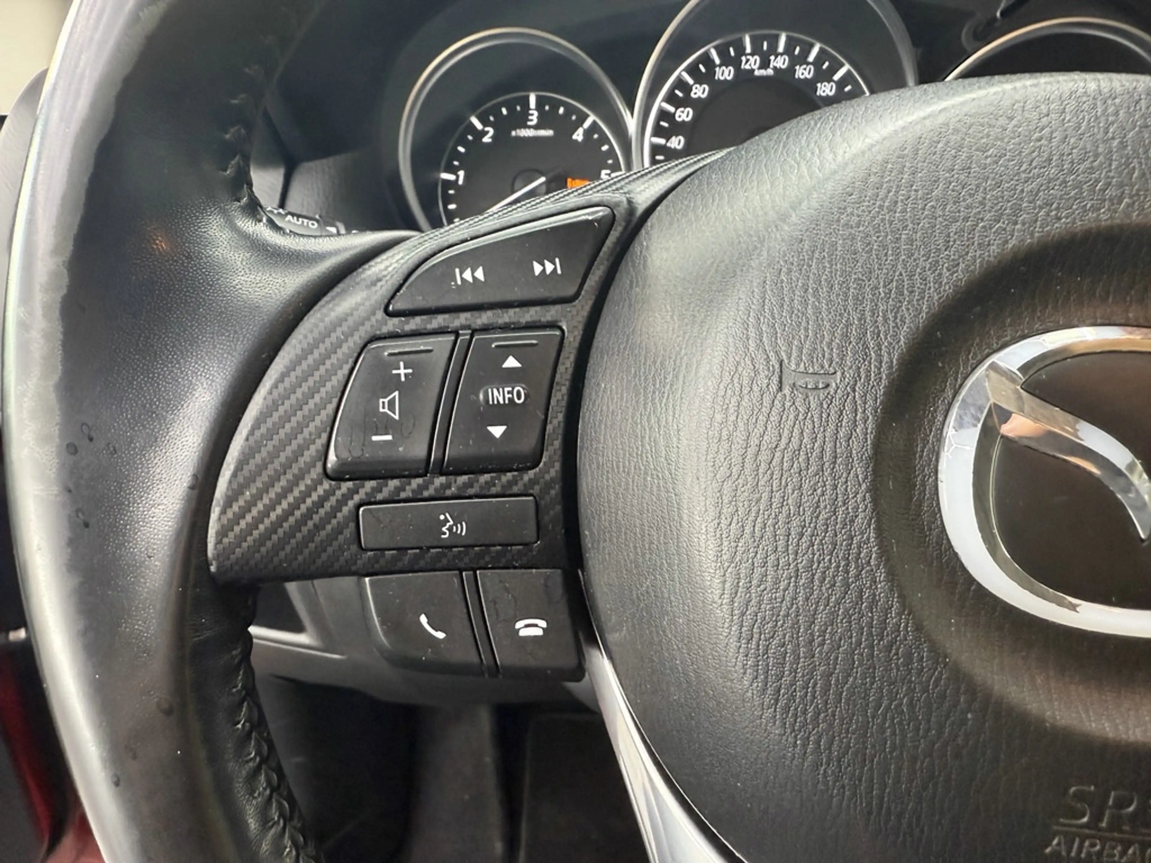 Mazda CX-5 2.2 SkyActive-D AWD Exclusive-Line, LED — photo 8