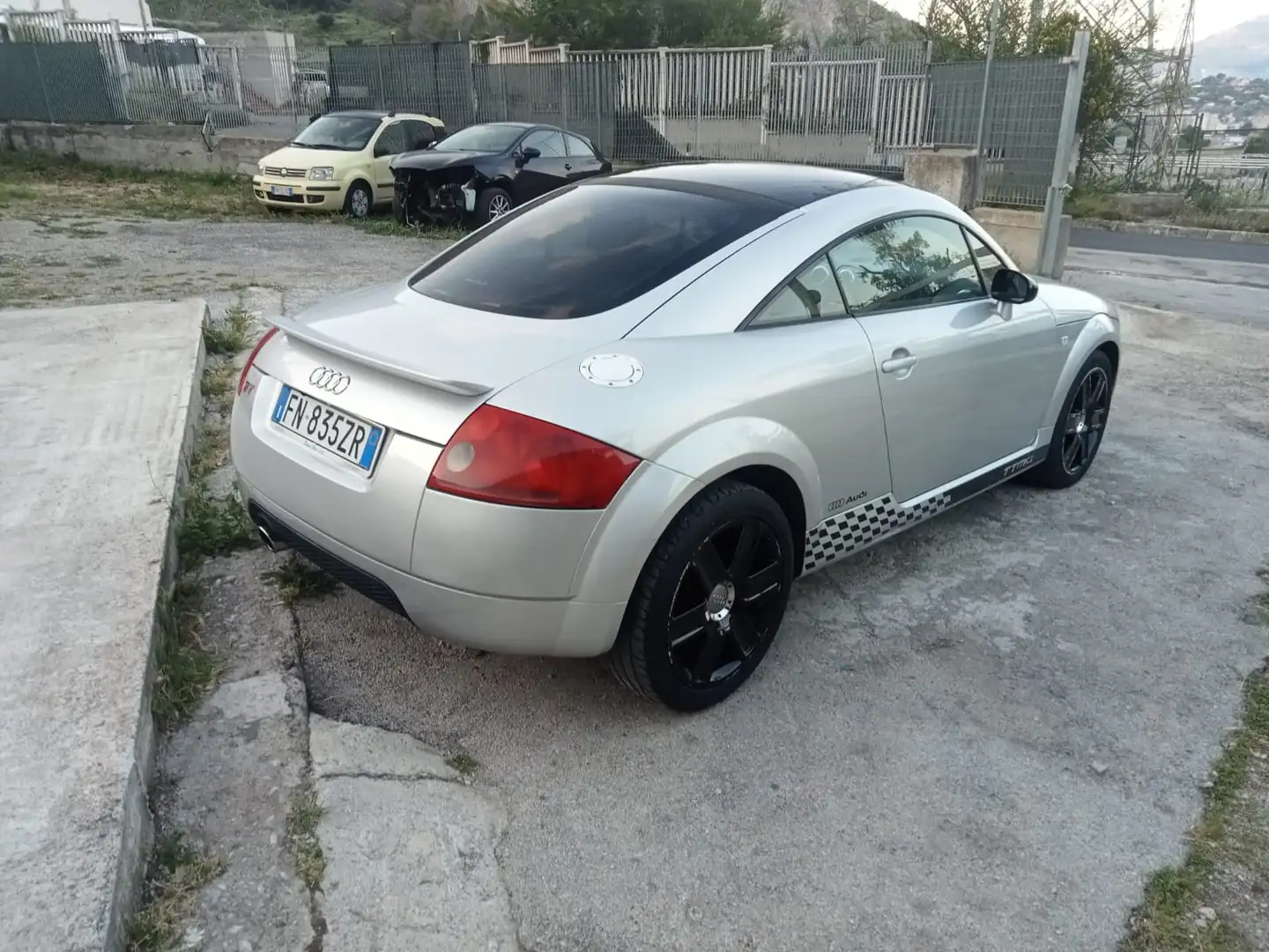 Audi TT 1.8t - 1