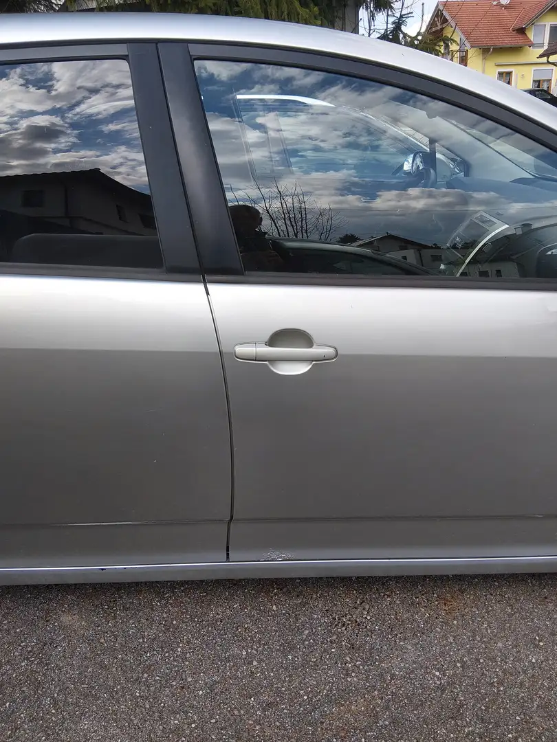 Toyota Corolla Verso Corolla Verso 2,0 D-4D Linea Luna Ds. Linea Luna - 2