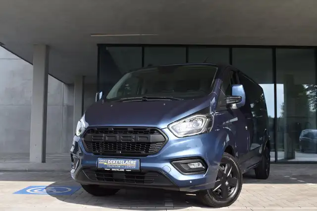 Ford Transit main image