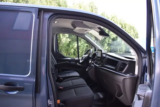 Ford Transit view 15