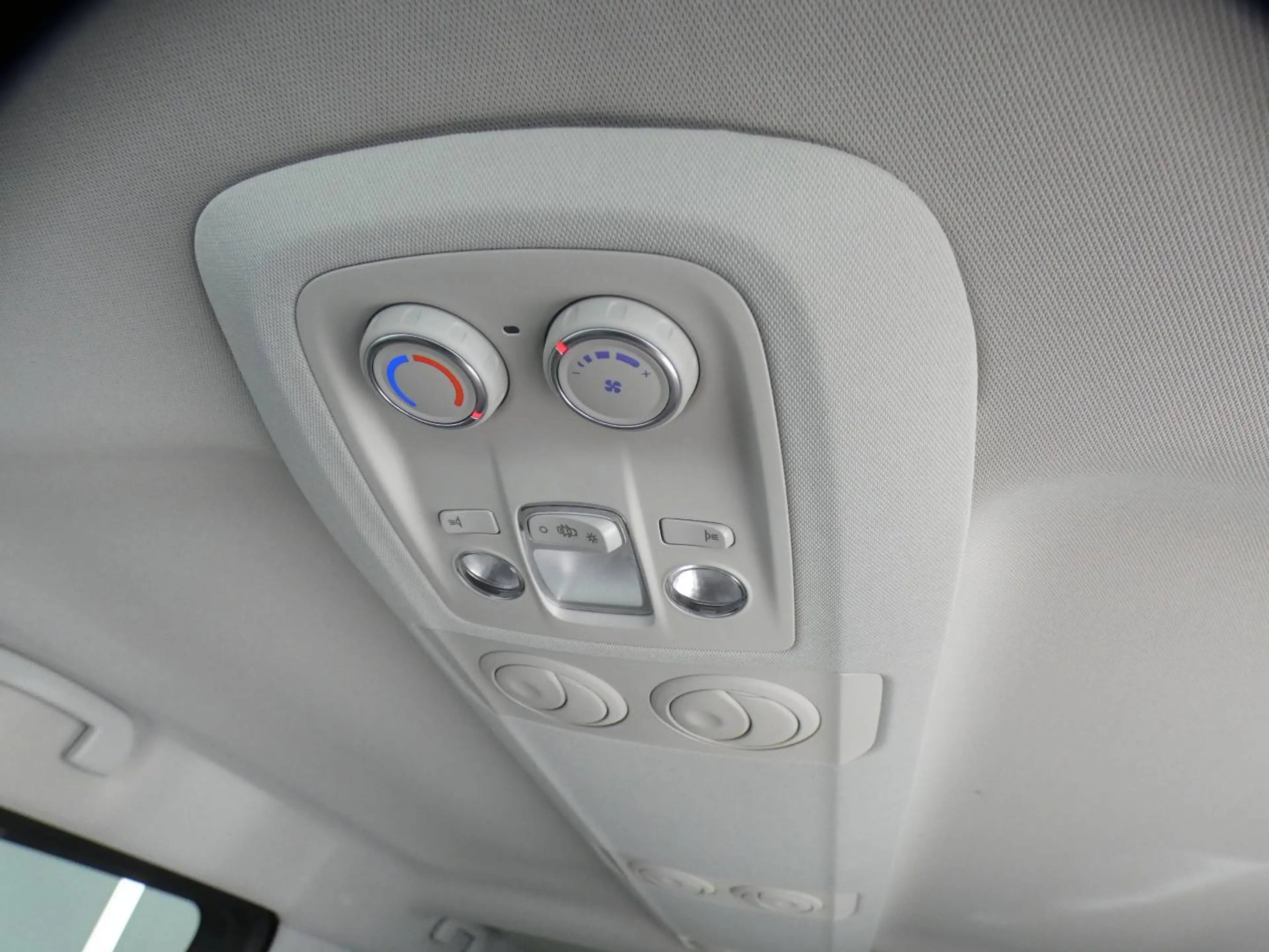 Toyota Proace Verso 2.0D AUTOMAAT 177pk MPV 8PL +Carplay +GPS +Zetelverwarming +Parkeercamera +3 zone airco — photo 14