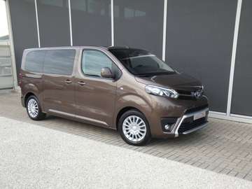Verso 2.0D AUTOMAAT 177pk MPV 8PL +Carplay +GPS +Zetelverwarming +Parkeercamera +3 zone airco