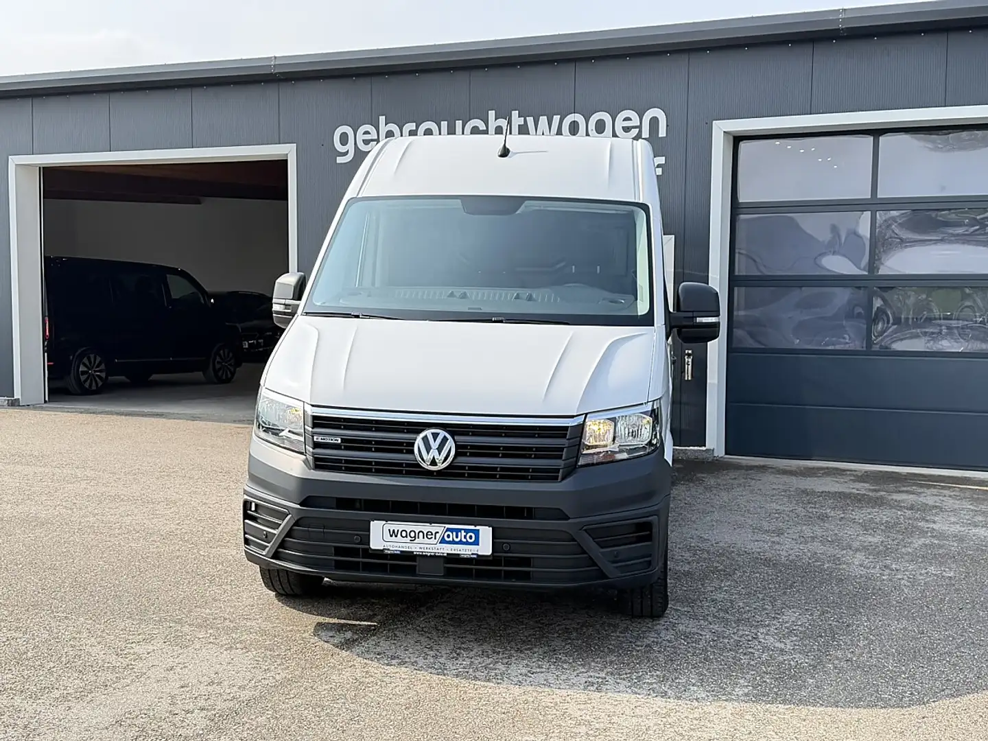 Volkswagen Crafter Crafter 35 Kasten LR L4H3 2,0-I-TDI 4Motion. Na... Weiß - 1