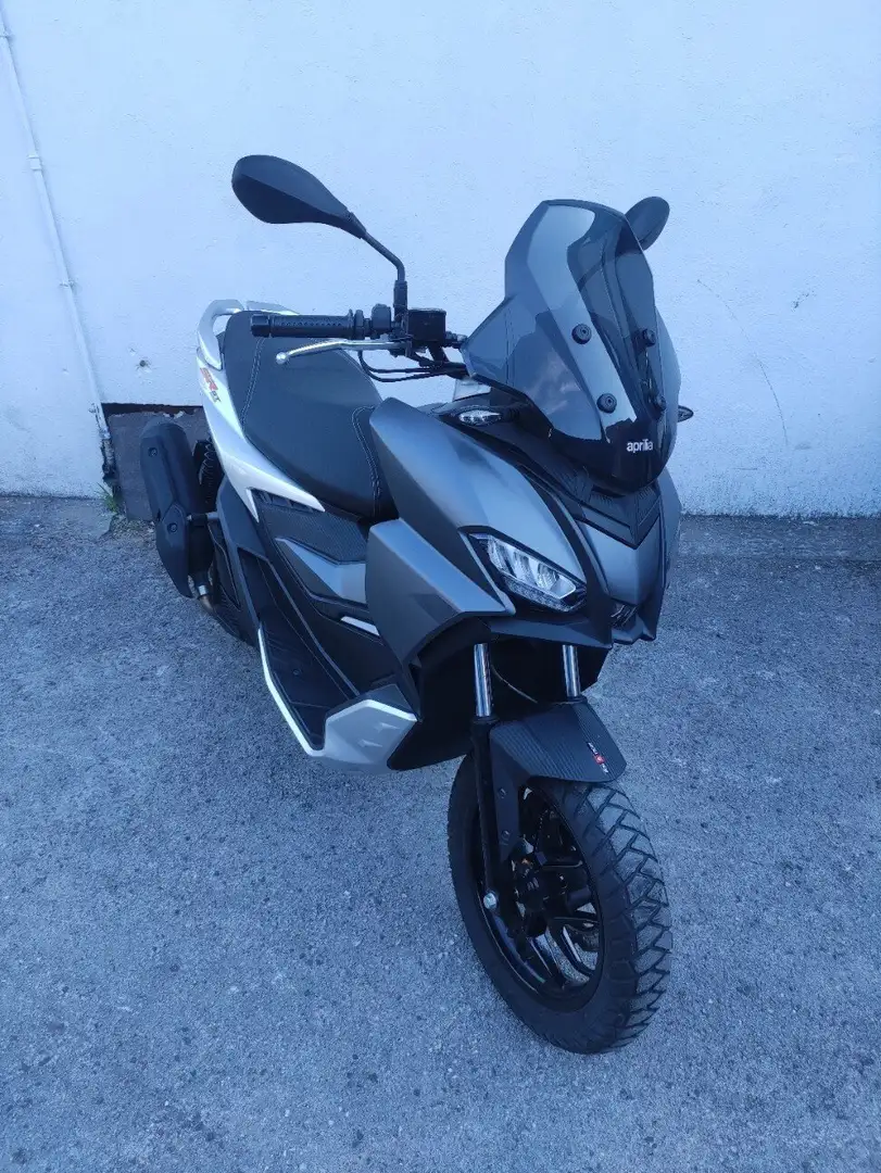 Aprilia SR GT 125 Серый - 1