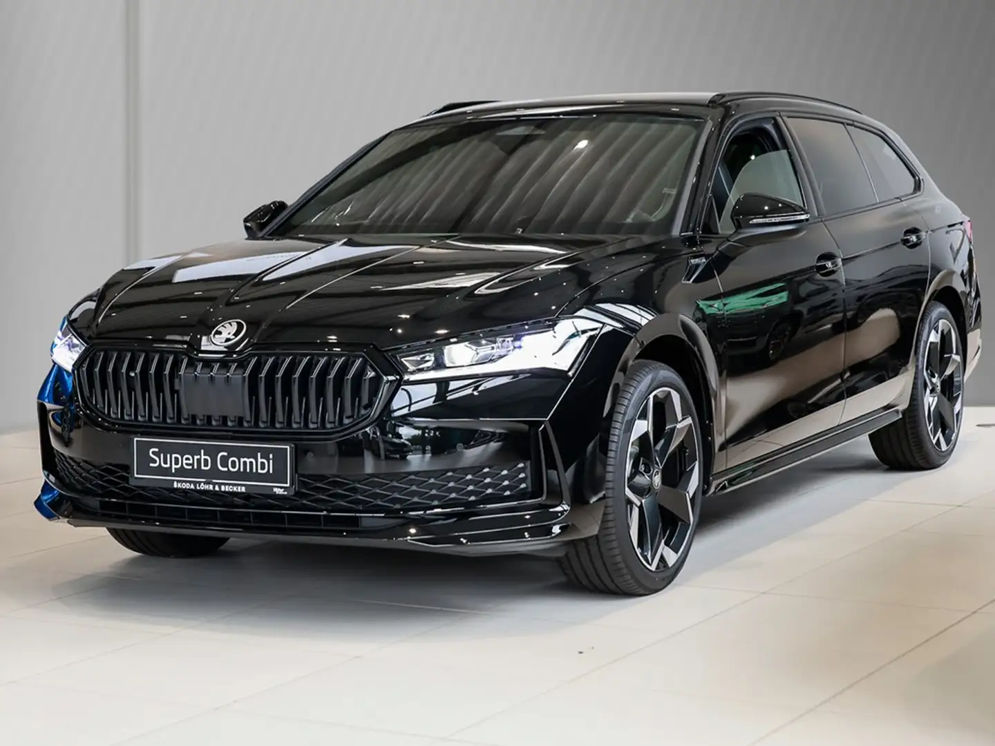 Skoda Superb Combi Sportline 2,0TDI 110kW DSG Noir - 2