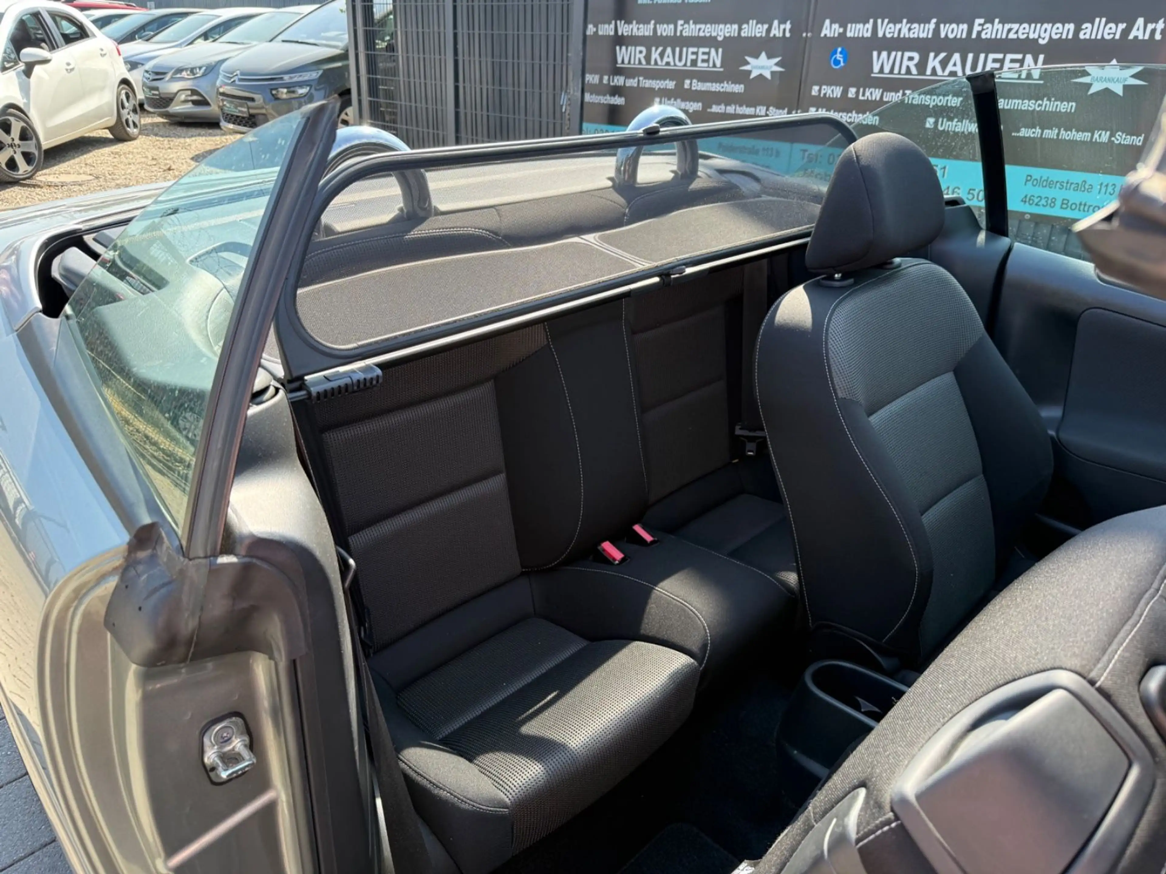 Peugeot 207 CC Cabrio-Coupe Premium — photo 13