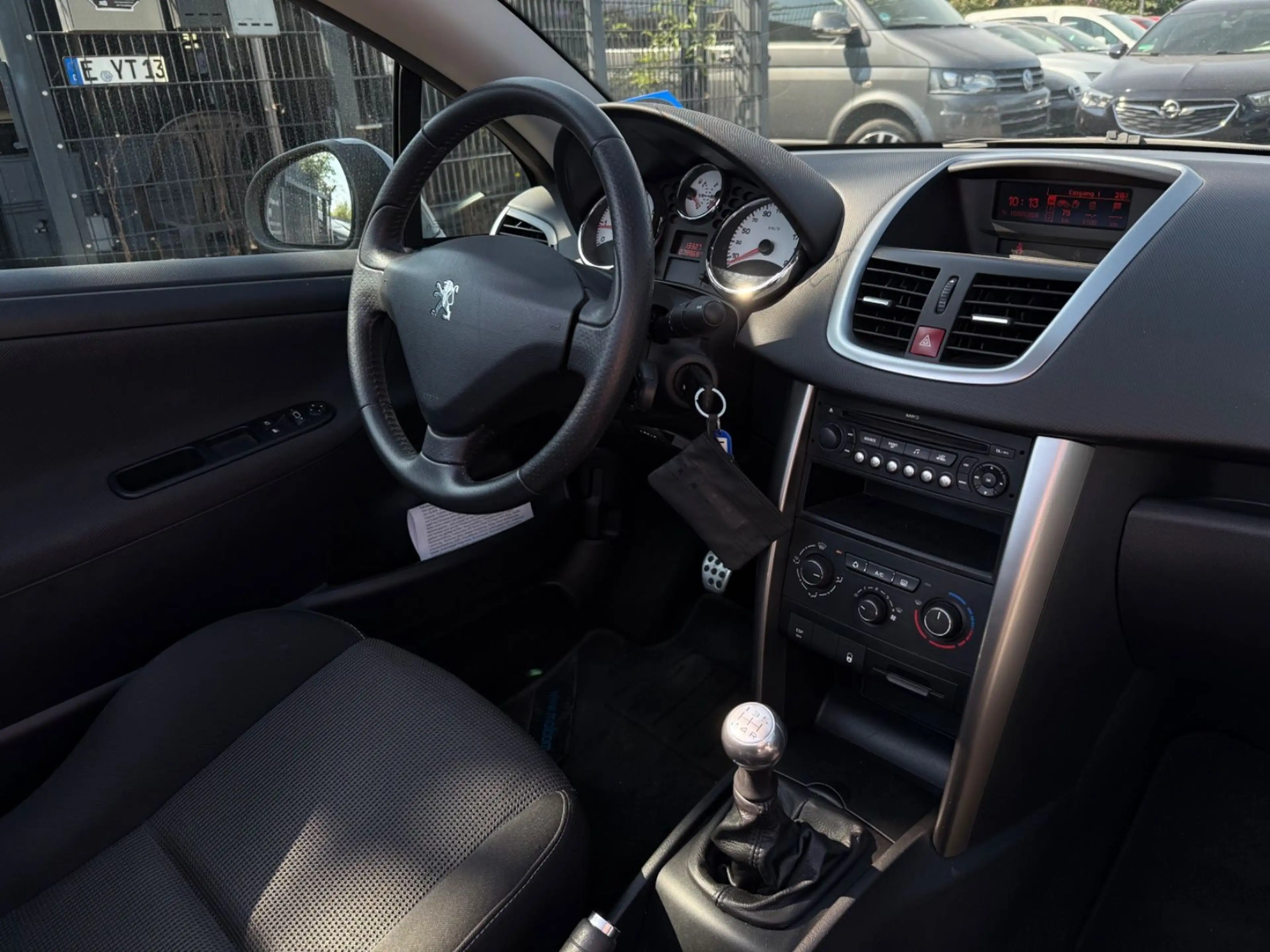 Peugeot 207 CC Cabrio-Coupe Premium — photo 14
