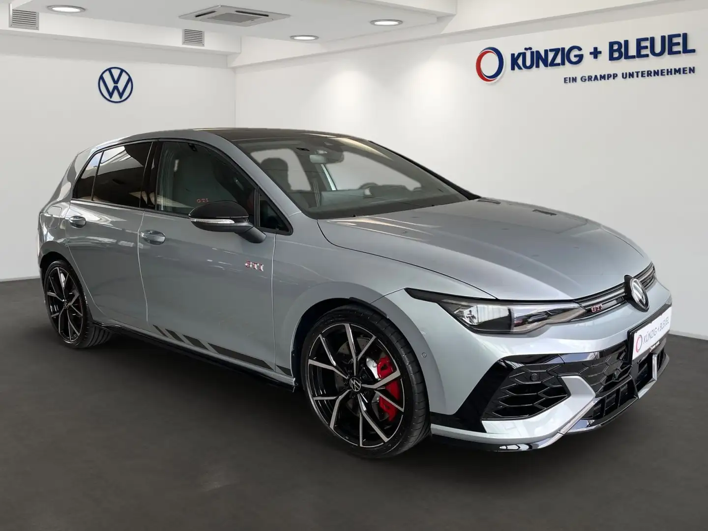 Volkswagen Golf GTI Clubsport 2,0TSI OPF HARMAN KARDON+PANO Silber - 2