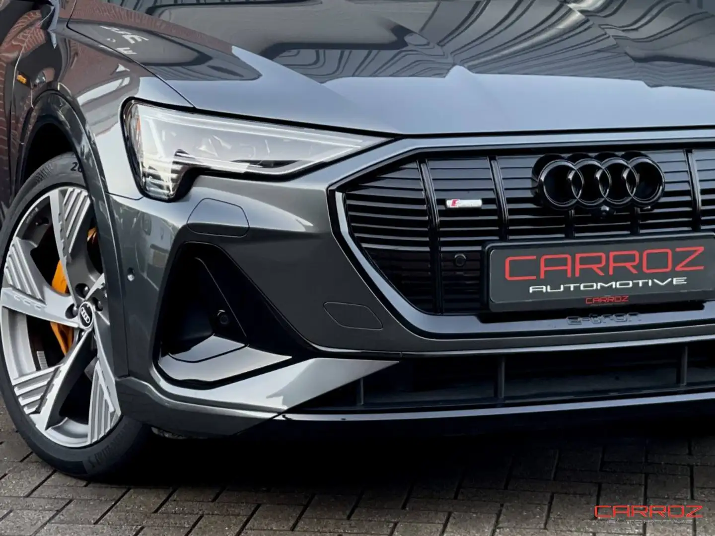 Audi e-tron eTron 55 S Edition S-Line TV - Nachtzicht LED Matr Grijs - 2
