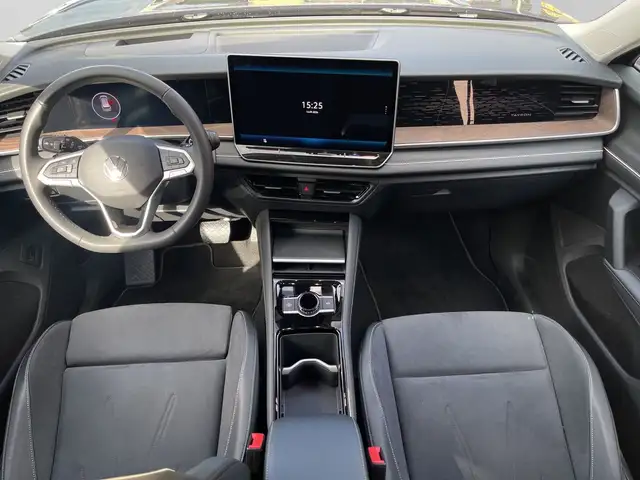 Volkswagen Tayron view 5