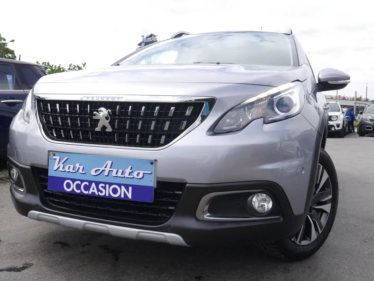 Peugeot 2008 1.2 PureTech Allure S*GPS*TOIT PANO*CAMERA* Grey - 1