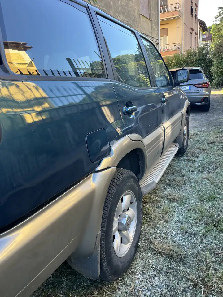 Nissan Terrano 5p 2.7 tdi Luxury, foto 3