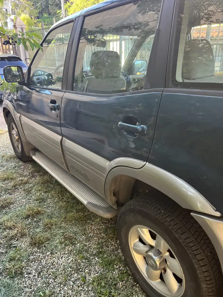 Nissan Terrano 5p 2.7 tdi Luxury, foto 4