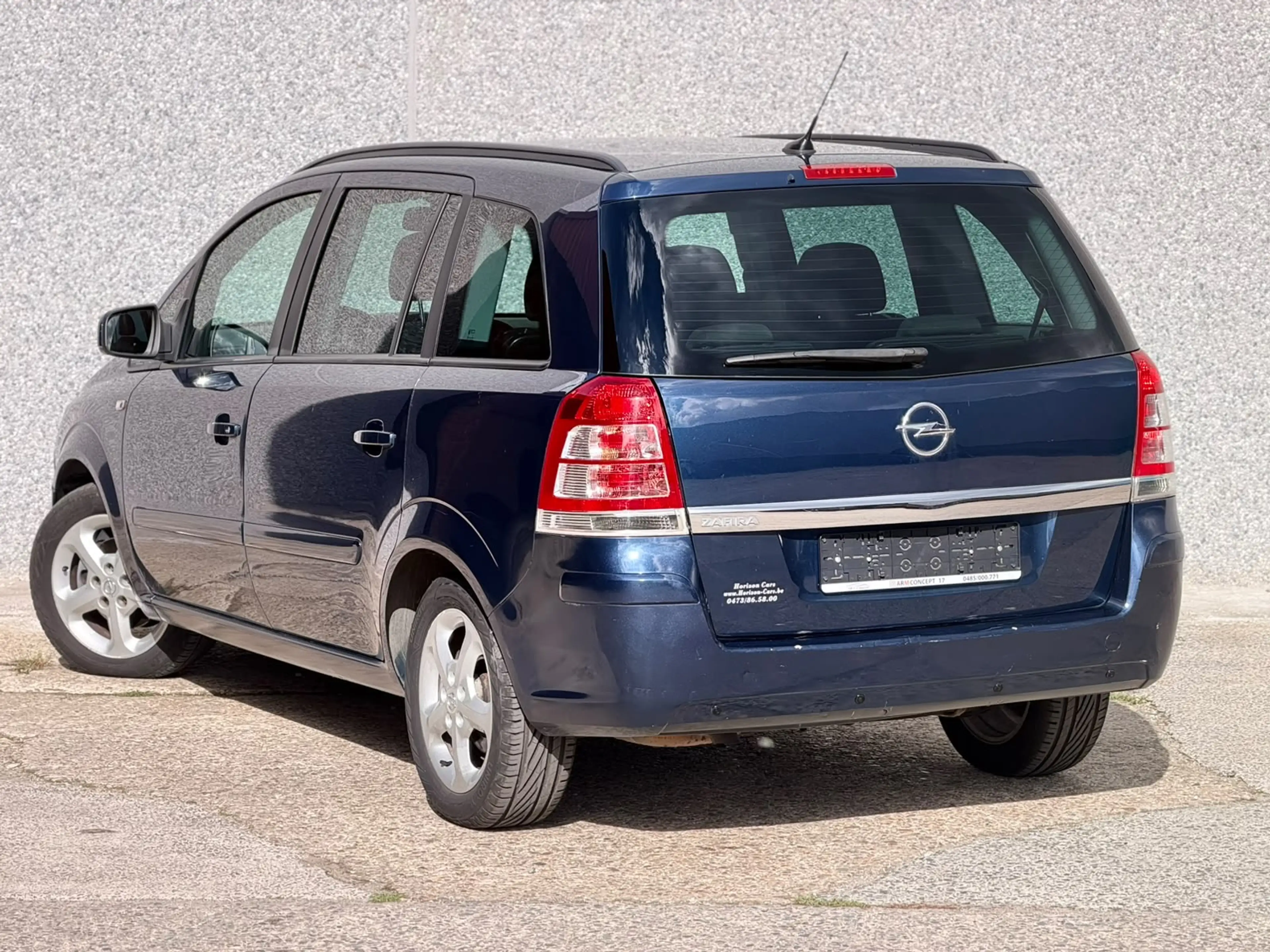 Opel Zafira Zafira 1.8 essence 7 places 2012 *89000km* — photo 4