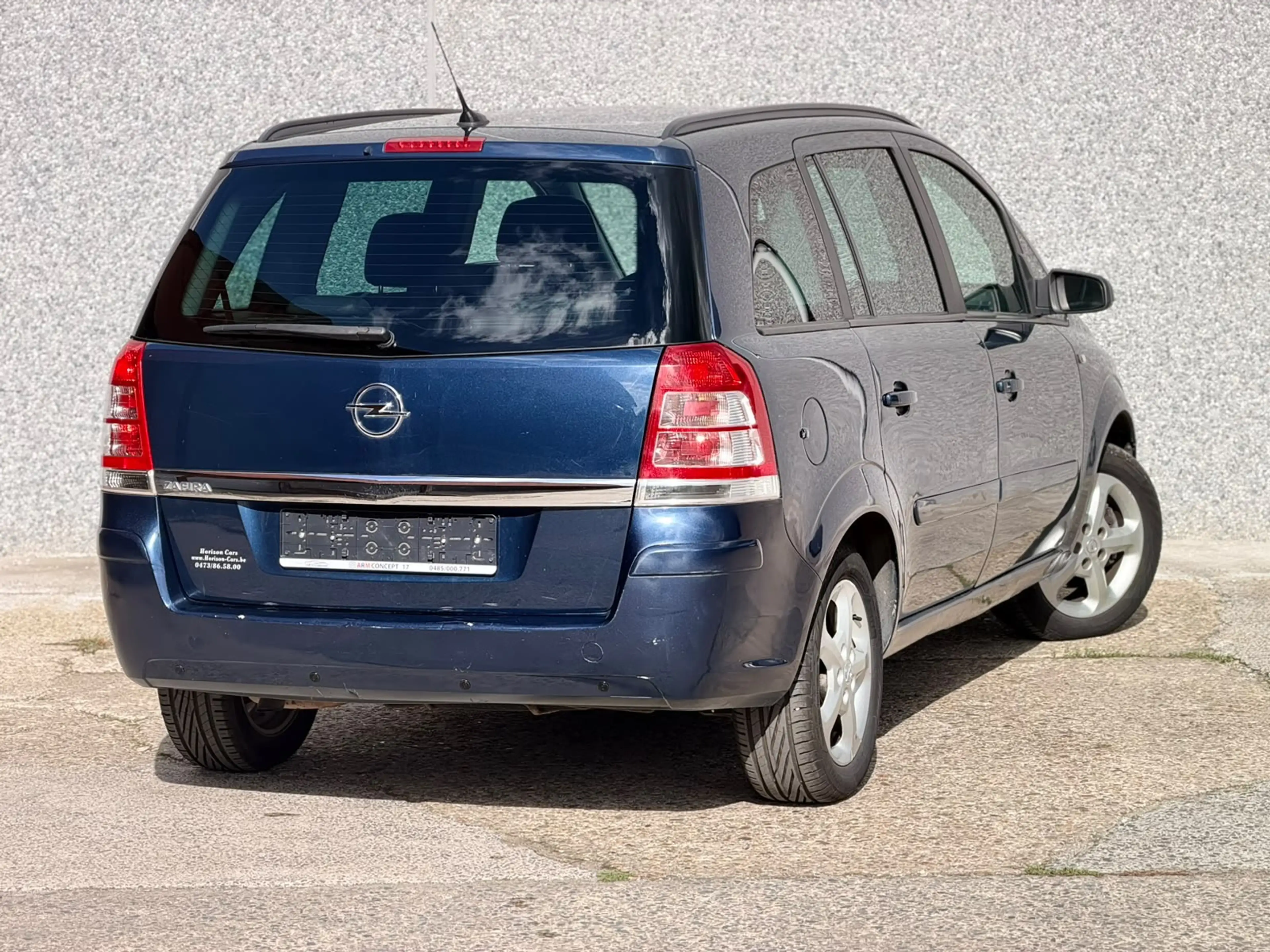 Opel Zafira Zafira 1.8 essence 7 places 2012 *89000km* — photo 3