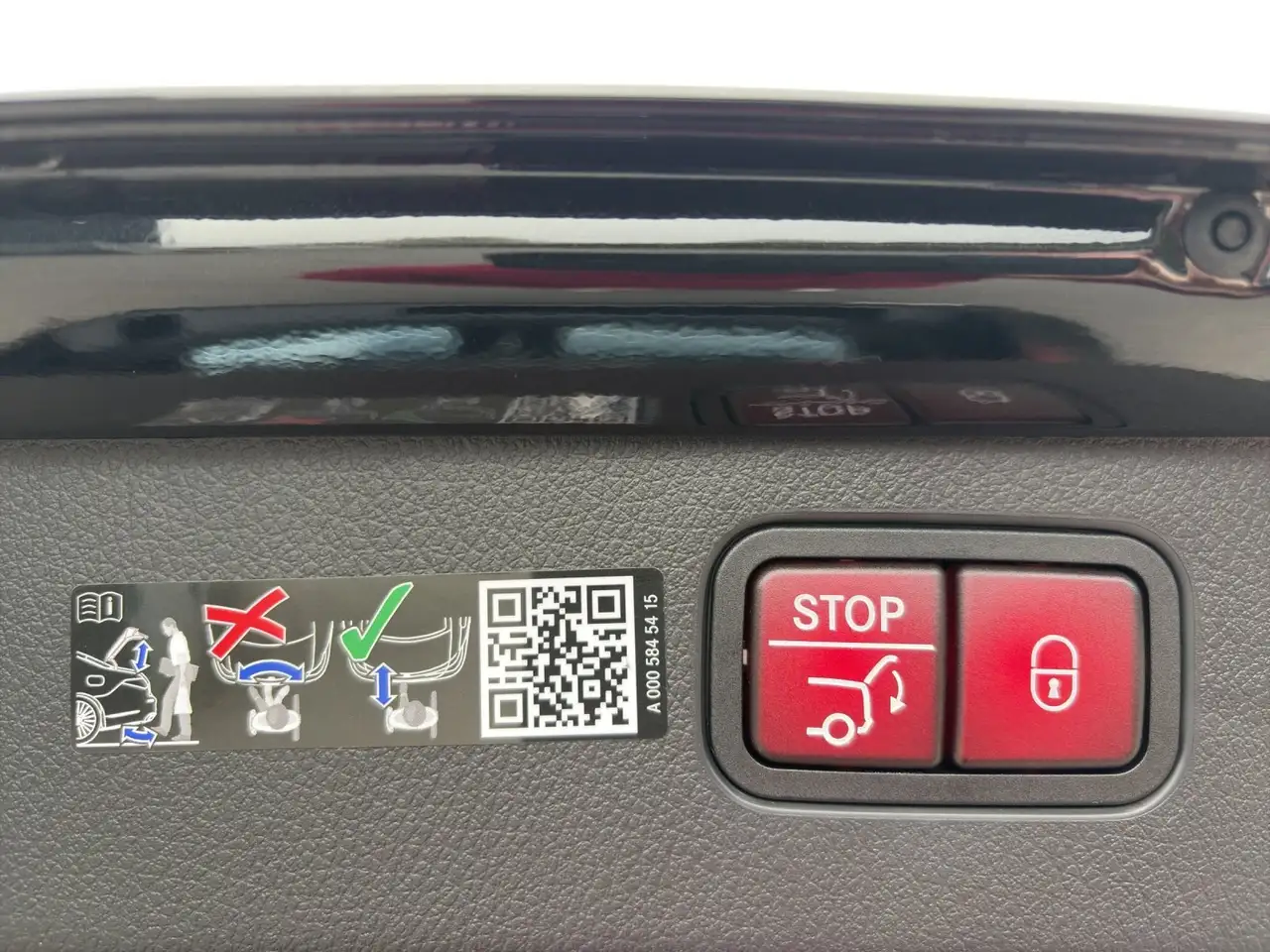 Mercedes-Benz C 300 d T EDITION AMG AHK DIGLIGHT 360° MEMORY 17