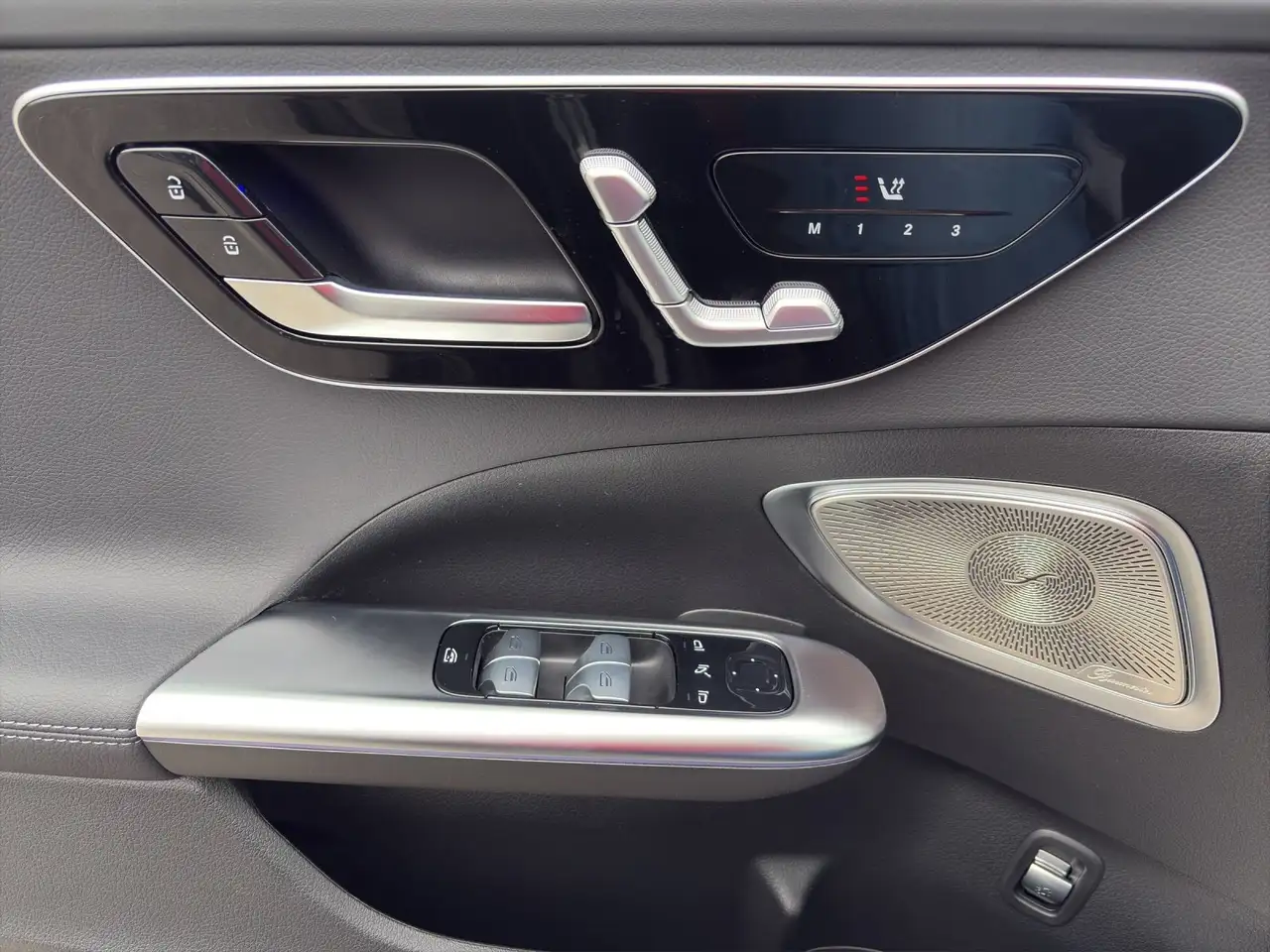 Mercedes-Benz C 300 d T EDITION AMG AHK DIGLIGHT 360° MEMORY 14