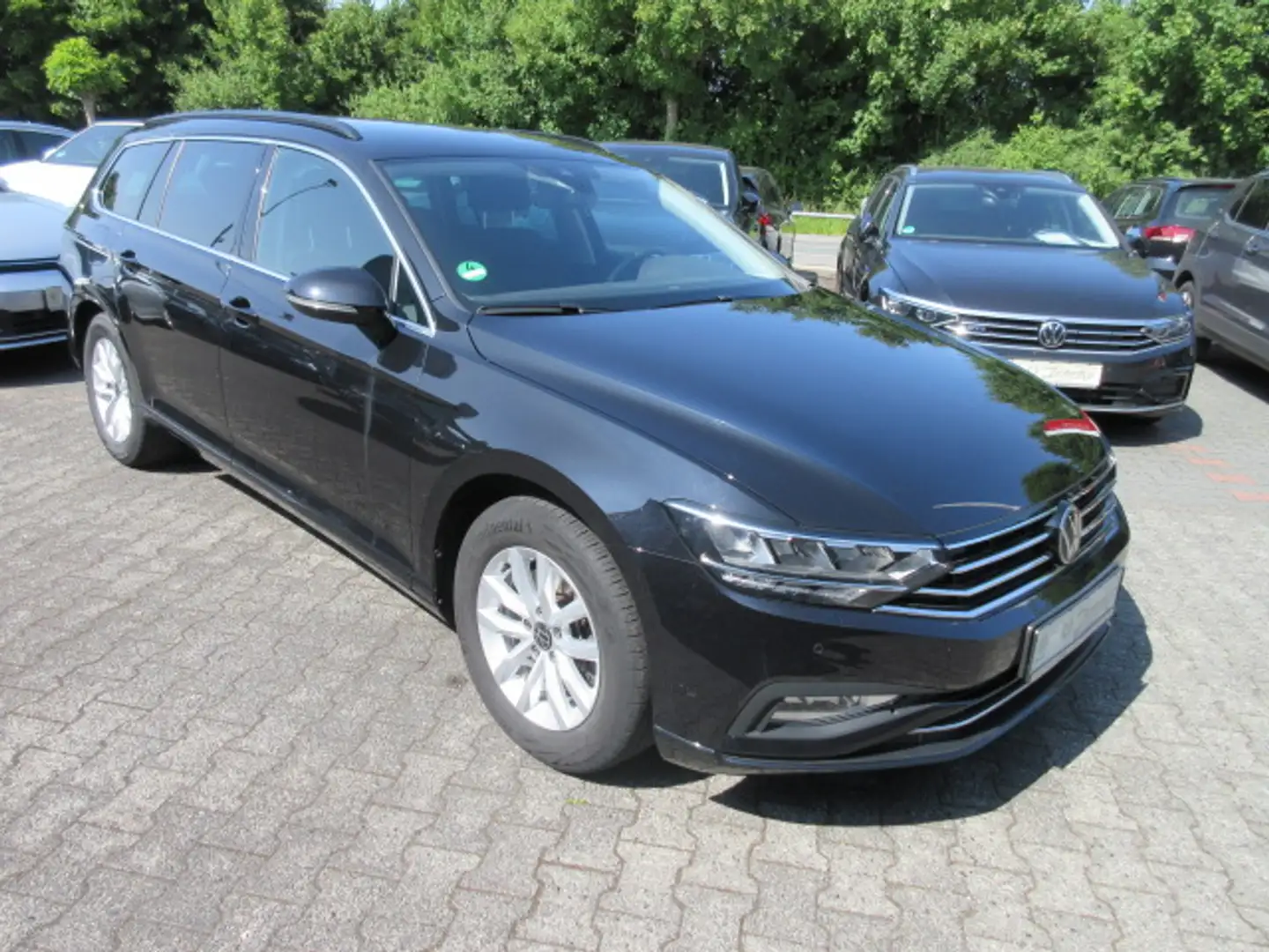 Volkswagen Passat Variant Business 1.5 TSI DSG NAVI ACC KAMERA LED ALU APS SITZHZG Schwarz - 1