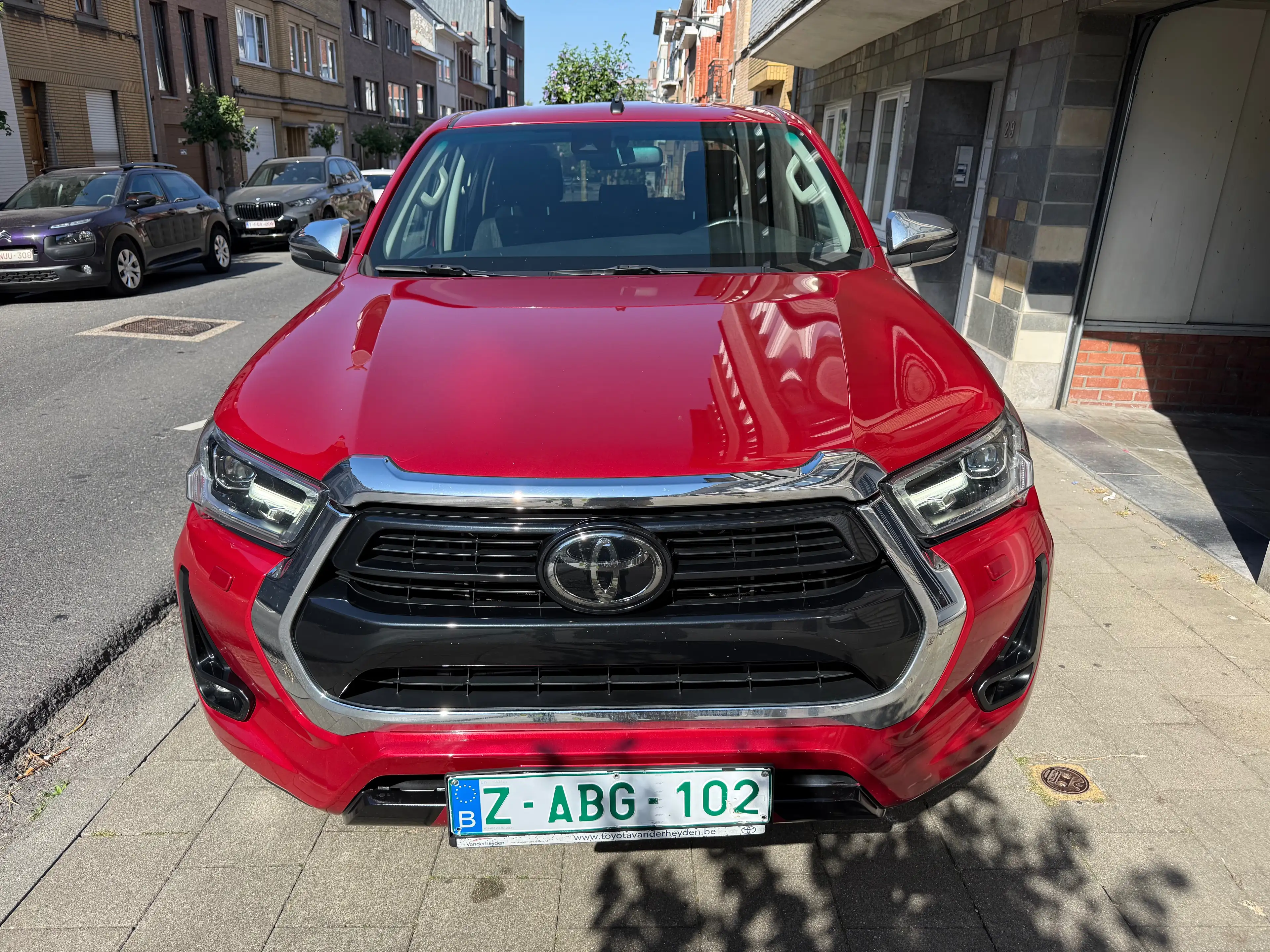 Toyota Hilux 2.4 D-4D 4WD AUTOMATIQUE 100%BELGE ÉTAT NEUF ✅ — photo 4