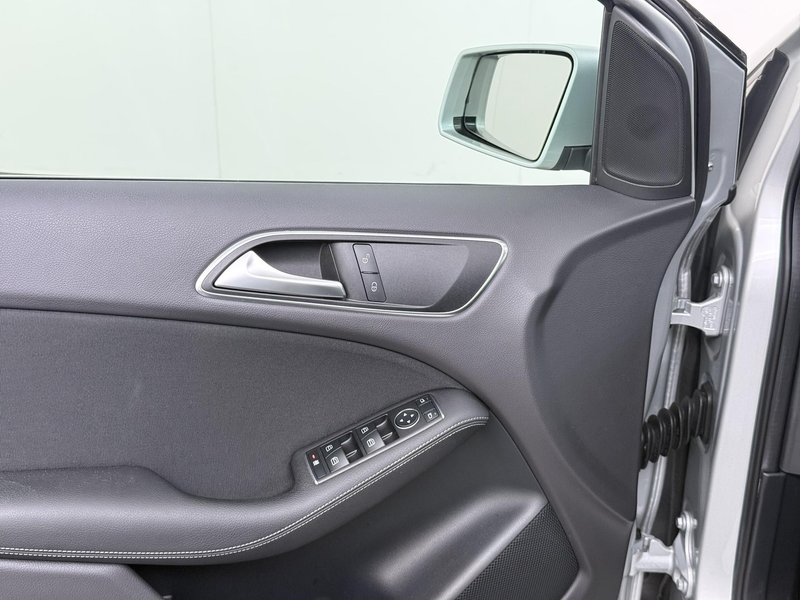 Mercedes-Benz B 180 Ambition Facelift | 1e Eigenaar | Automaat | Origi — photo 11