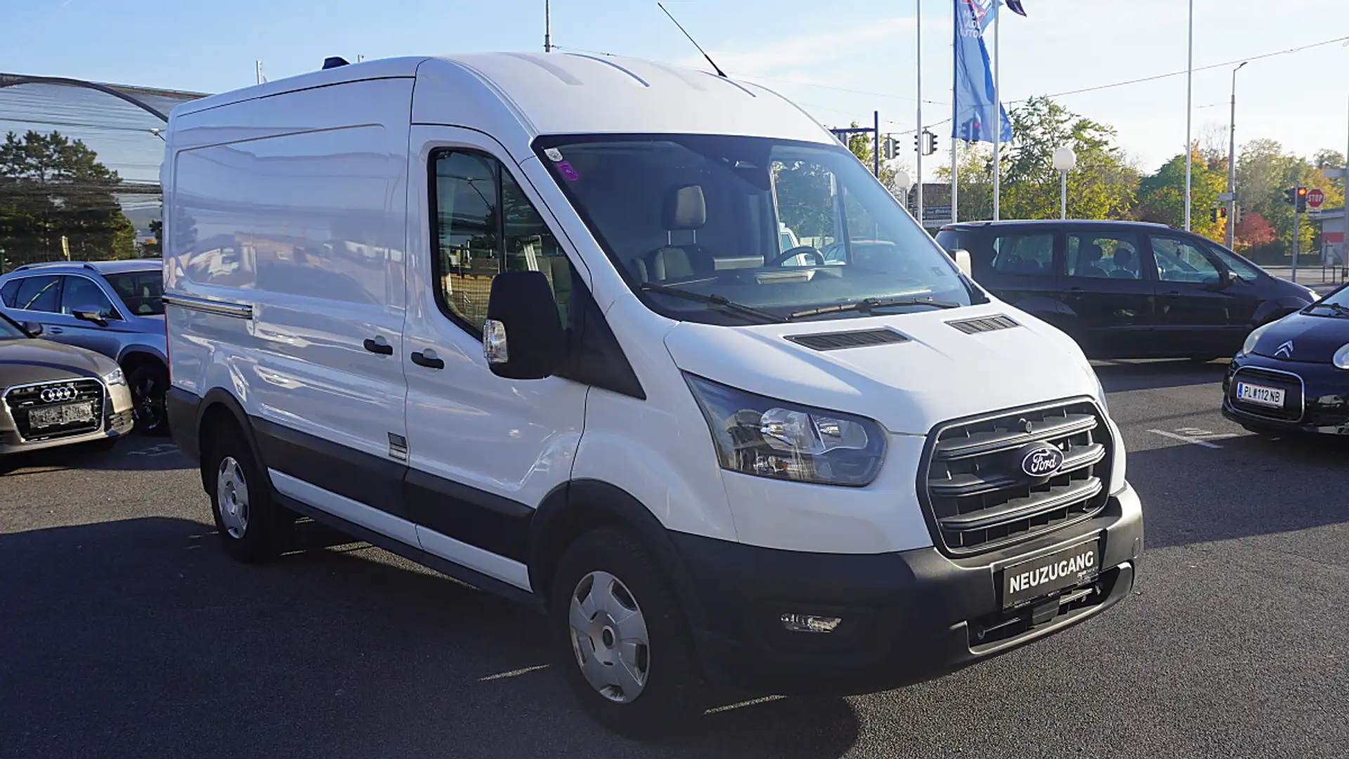 Ford Transit Kasten 2,0 EcoBlue L2H2 350 Trend Weiß - 2